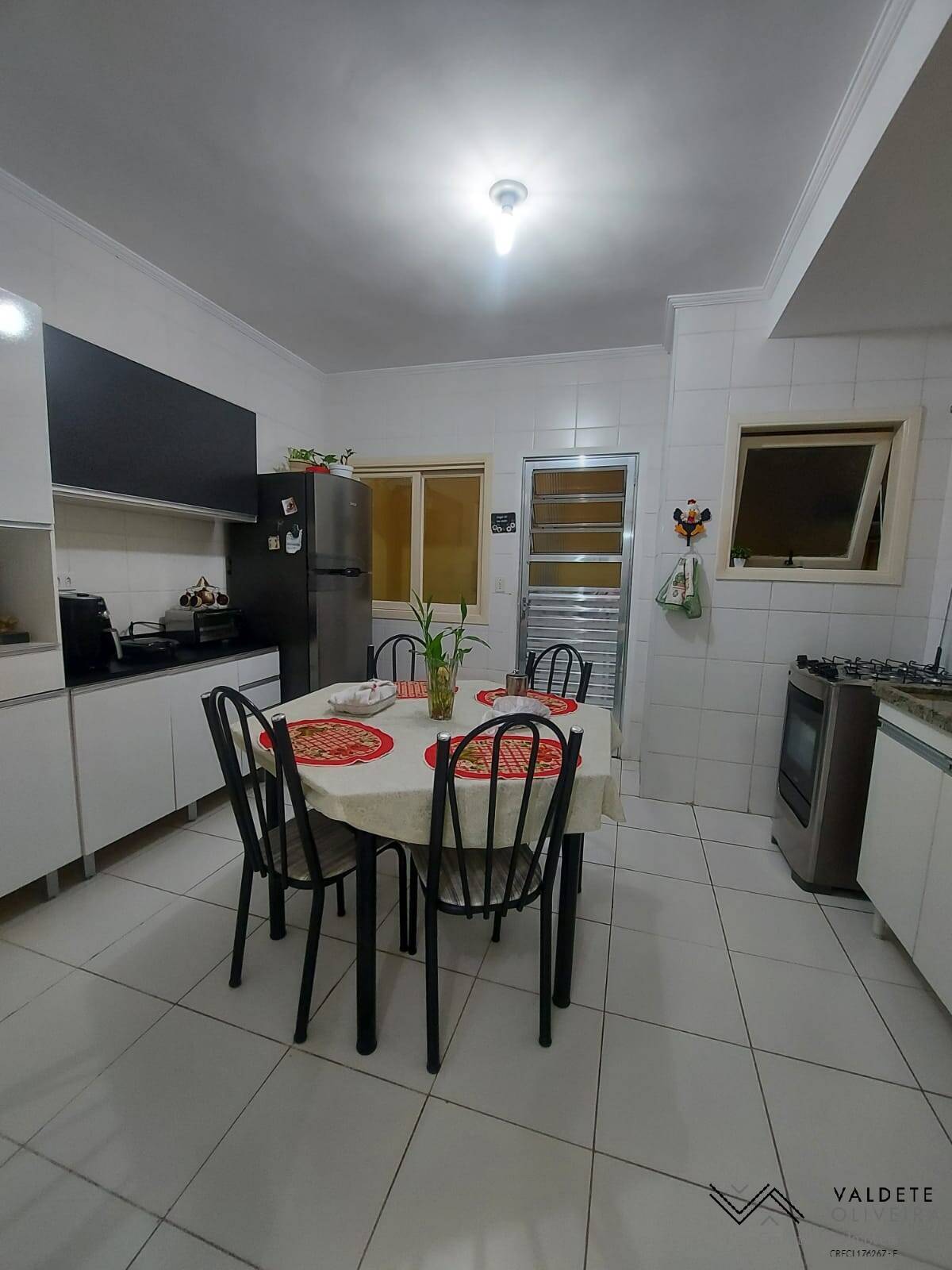 Sobrado à venda com 2 quartos, 130m² - Foto 19