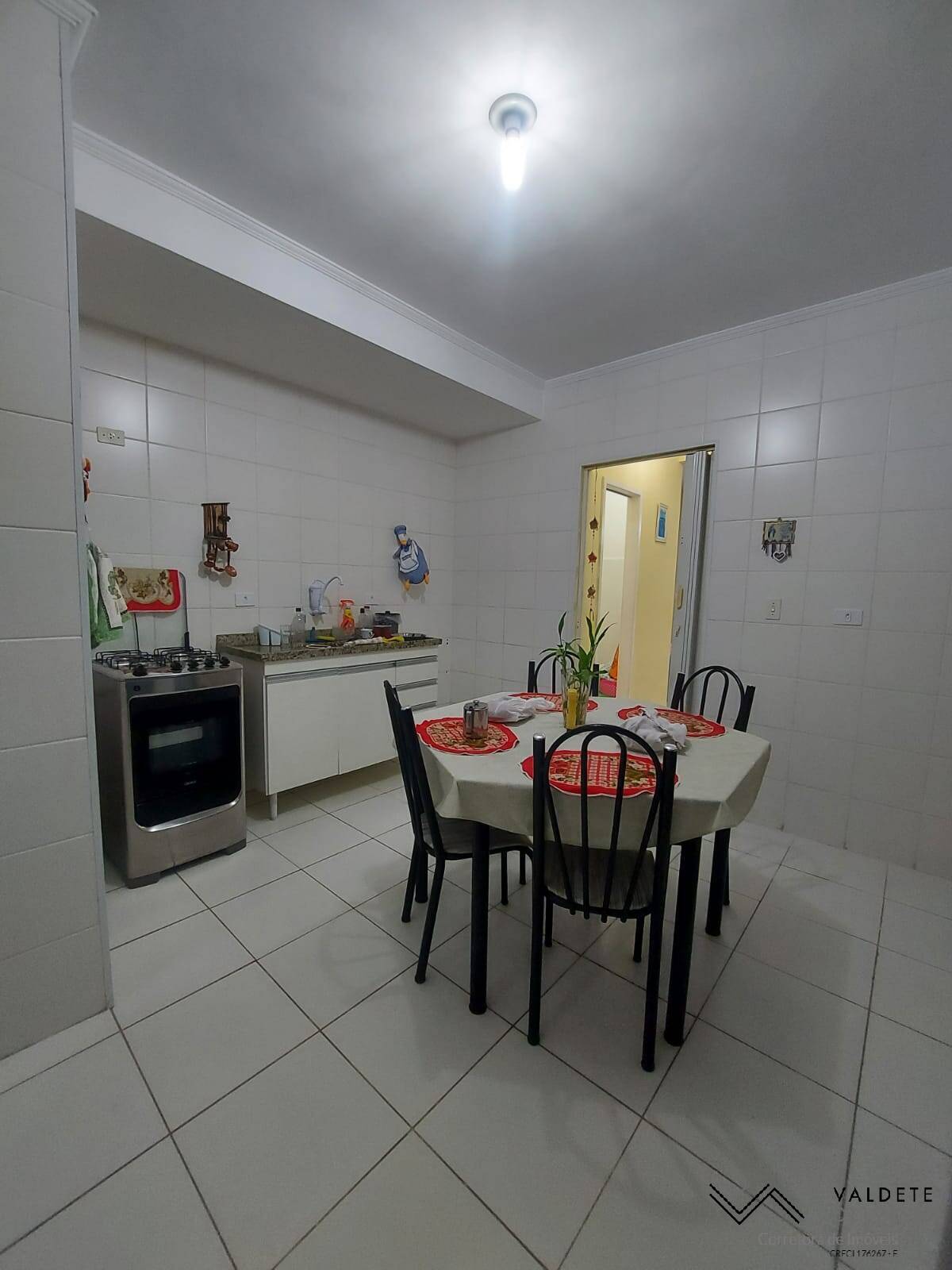 Sobrado à venda com 2 quartos, 130m² - Foto 16