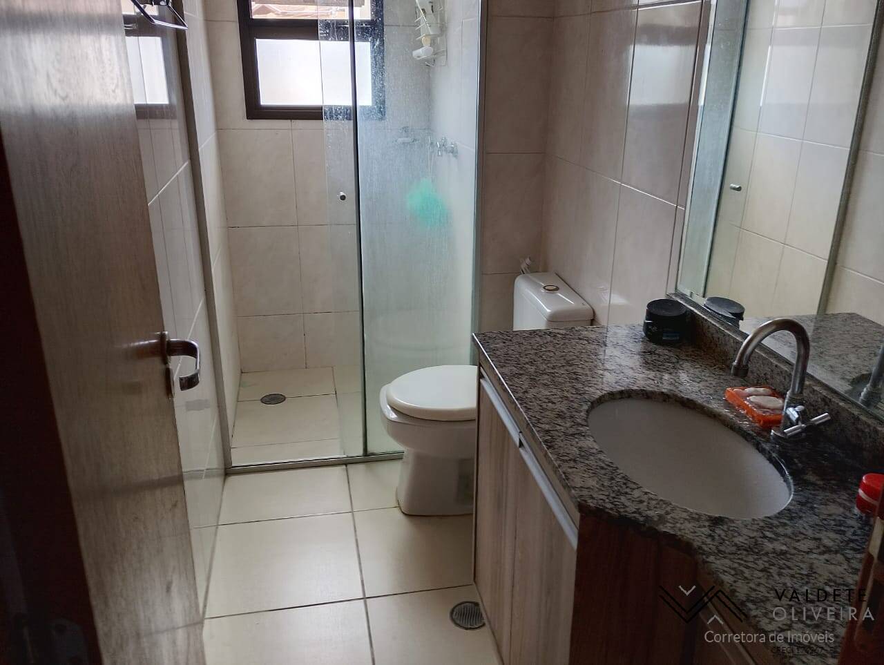 Apartamento à venda com 2 quartos, 76m² - Foto 11