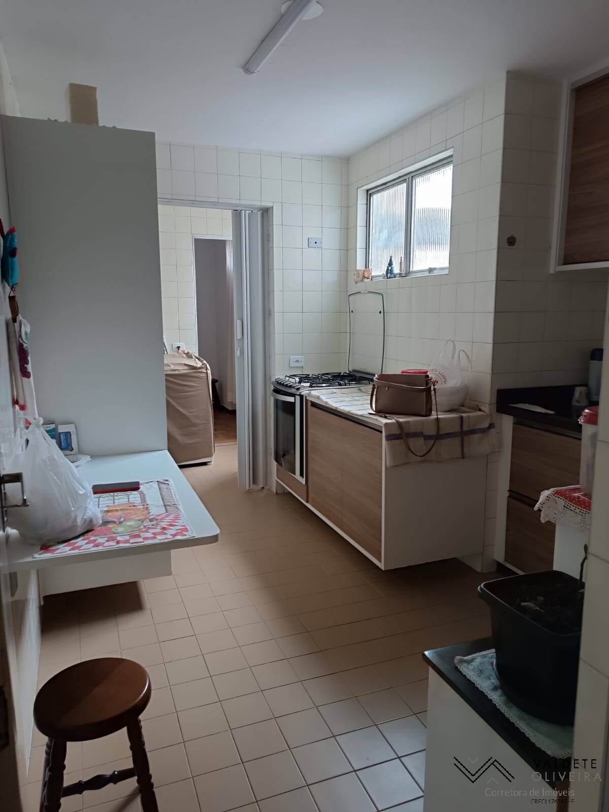 Apartamento à venda com 3 quartos, 115m² - Foto 4