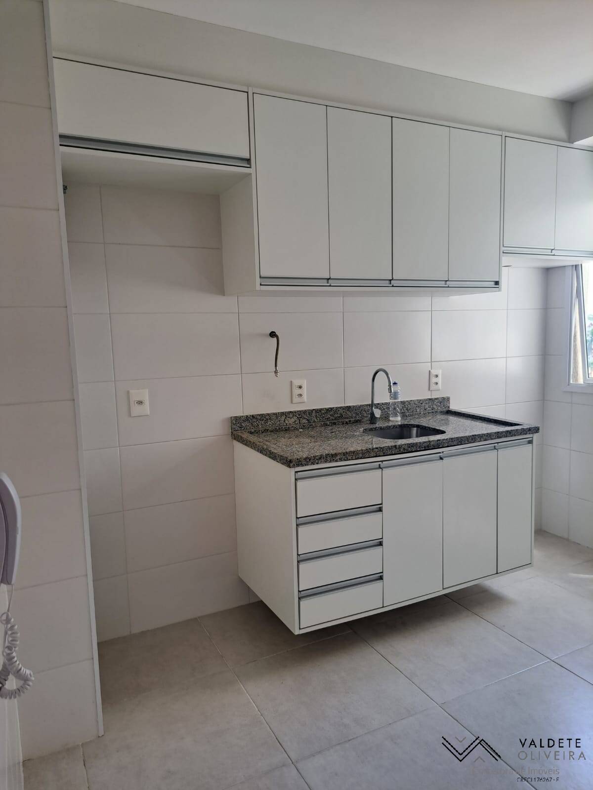 Apartamento à venda com 3 quartos, 106m² - Foto 10