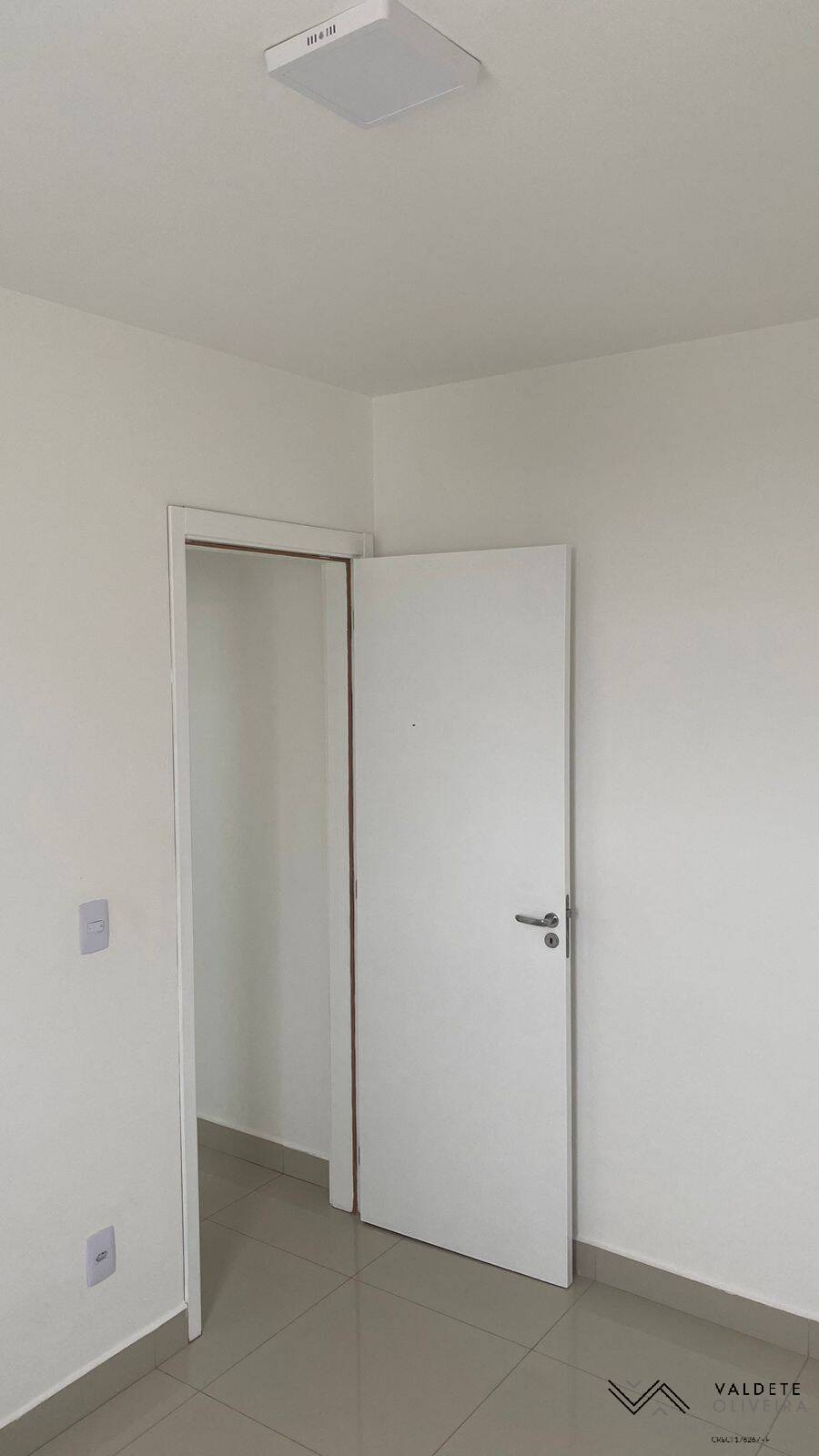 Apartamento à venda com 2 quartos, 44m² - Foto 19