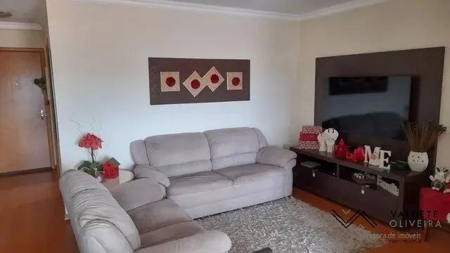 Apartamento à venda com 3 quartos, 95m² - Foto 13