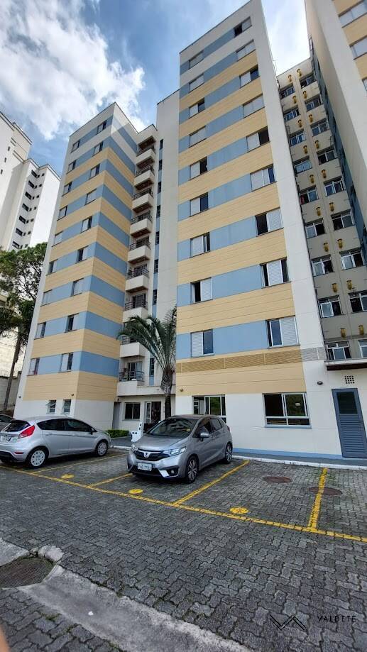 Apartamento à venda com 2 quartos, 64m² - Foto 25