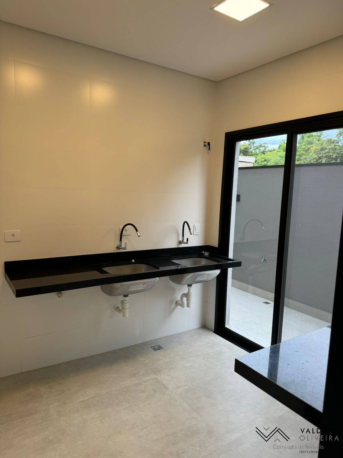 Sobrado à venda com 5 quartos, 402m² - Foto 8