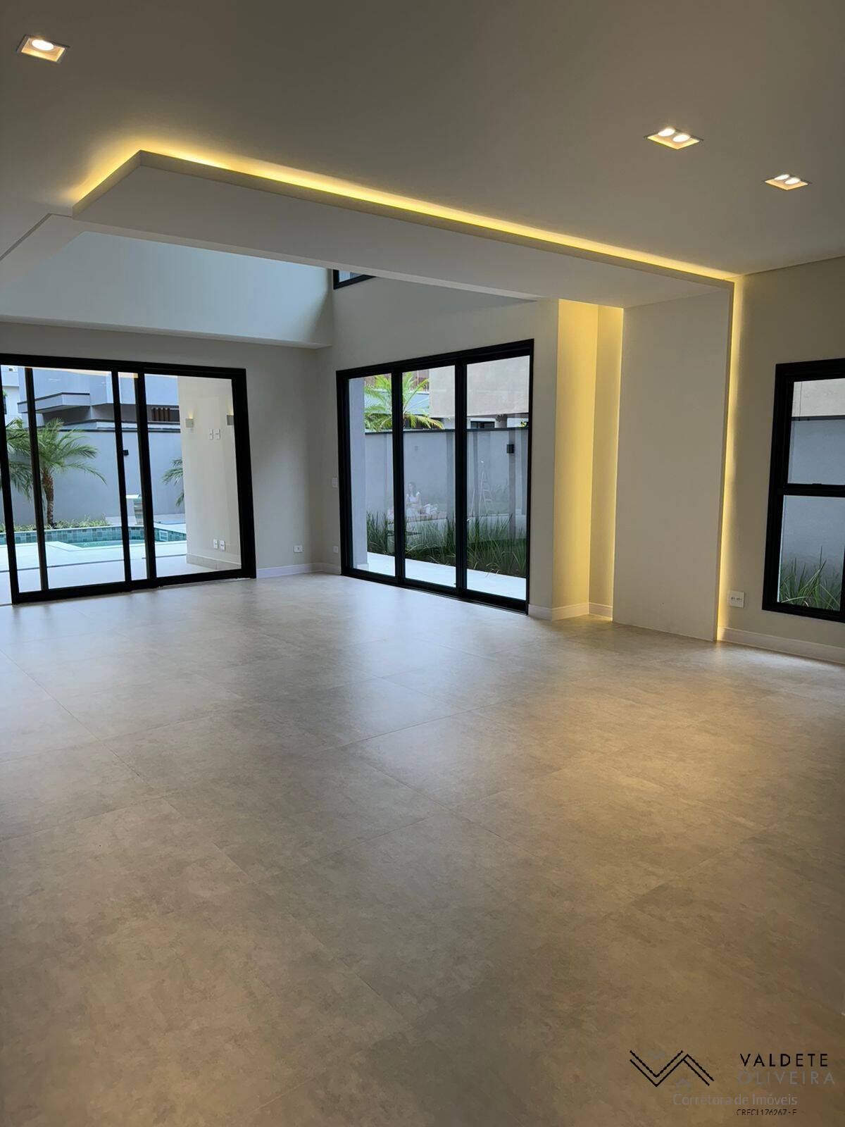 Sobrado à venda com 5 quartos, 402m² - Foto 10