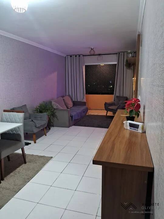 Apartamento à venda com 2 quartos, 70m² - Foto 9