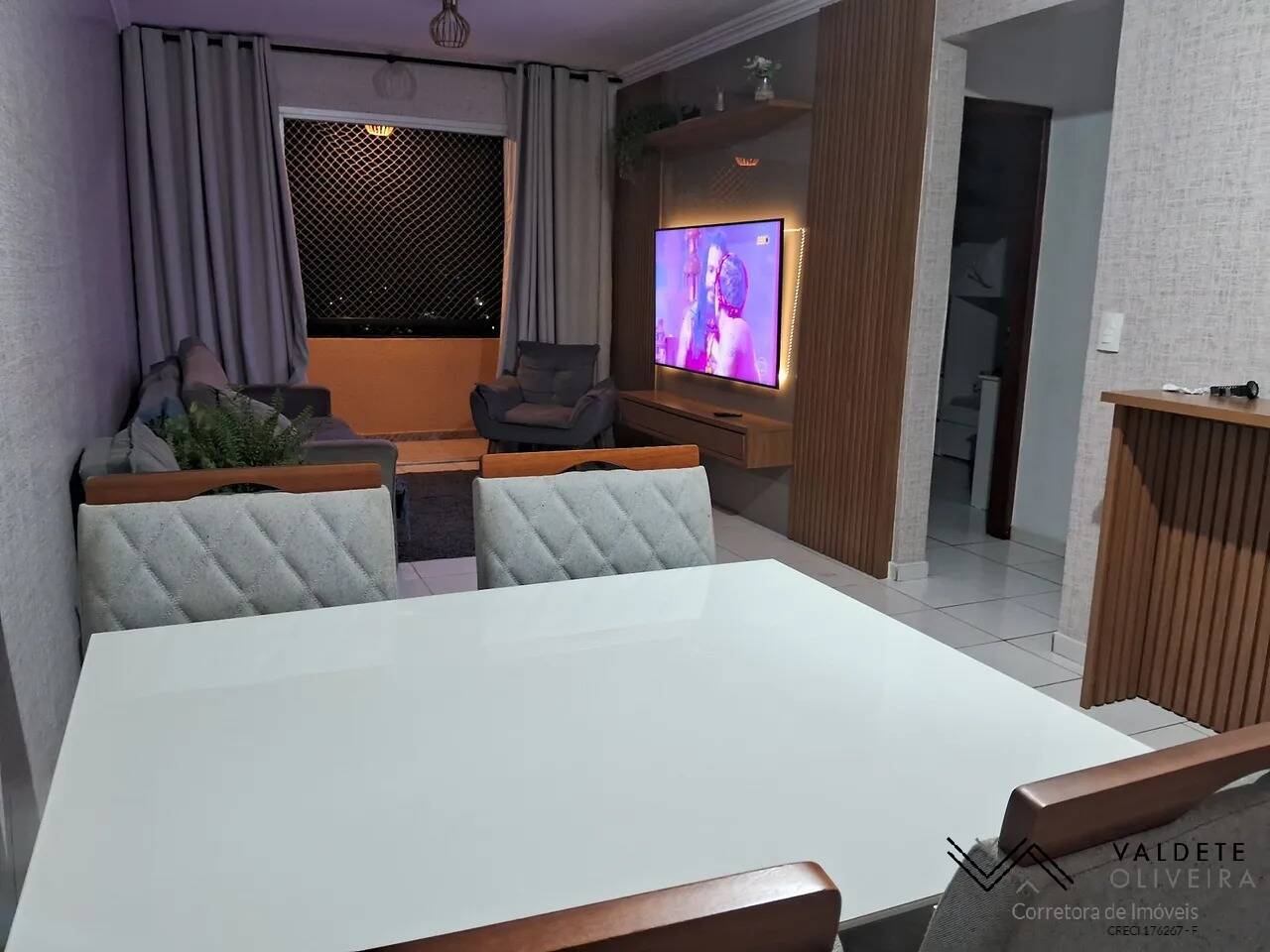 Apartamento à venda com 2 quartos, 70m² - Foto 11