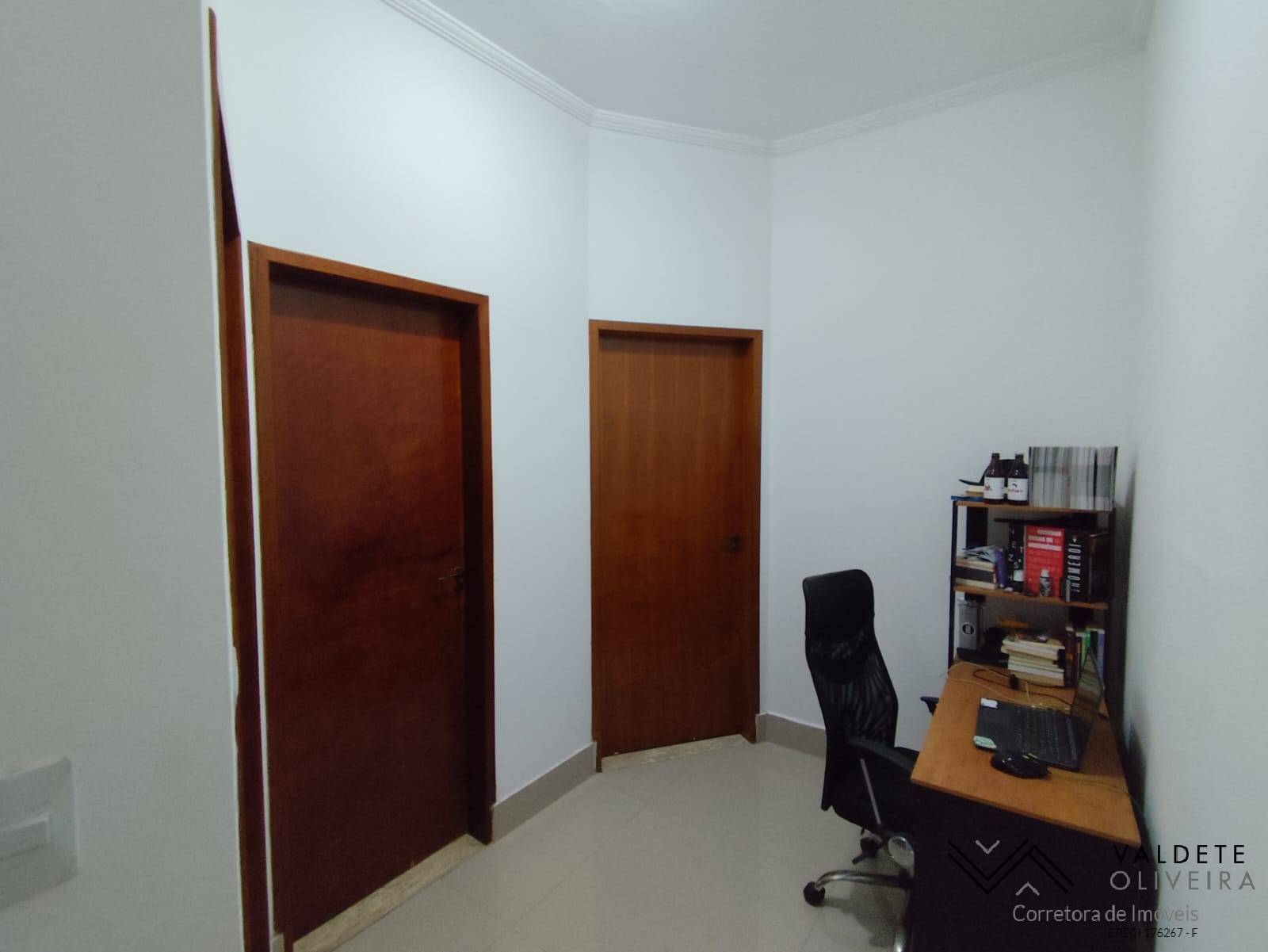 Casa à venda com 2 quartos, 65m² - Foto 8