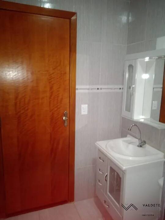 Sobrado à venda com 3 quartos, 200m² - Foto 6