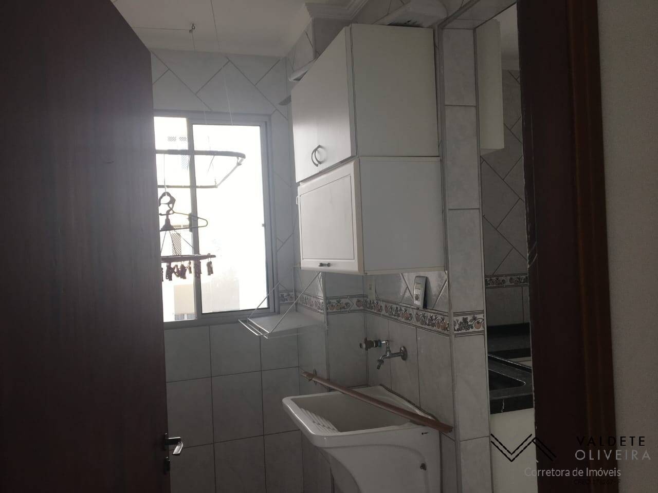 Apartamento à venda com 2 quartos, 72m² - Foto 5