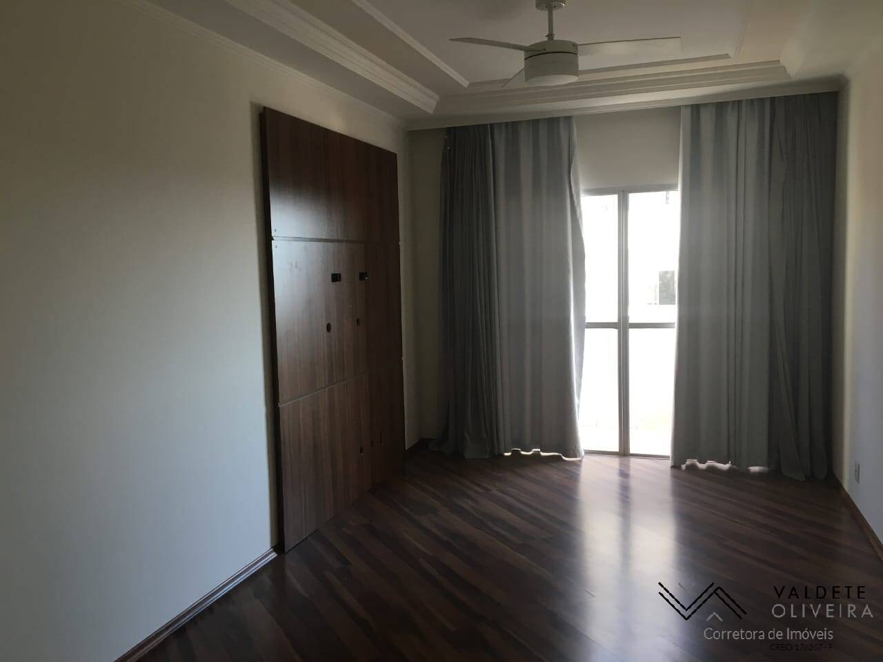 Apartamento à venda com 2 quartos, 72m² - Foto 11