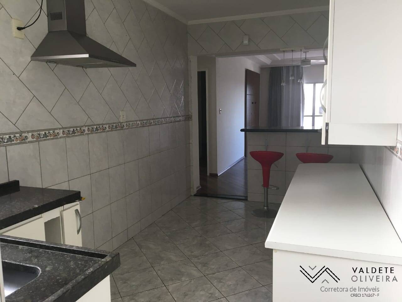 Apartamento à venda com 2 quartos, 72m² - Foto 9