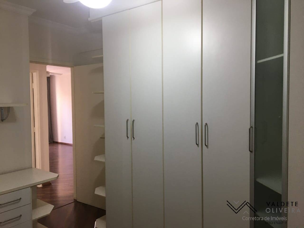 Apartamento à venda com 2 quartos, 72m² - Foto 17