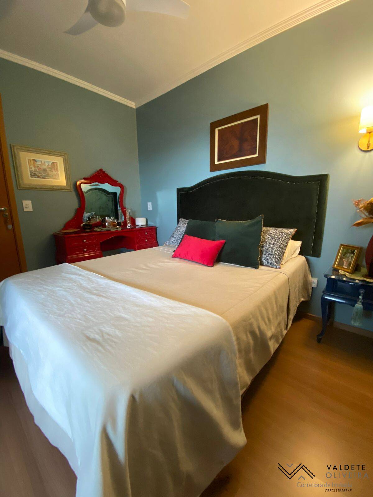 Apartamento à venda com 2 quartos, 65m² - Foto 9