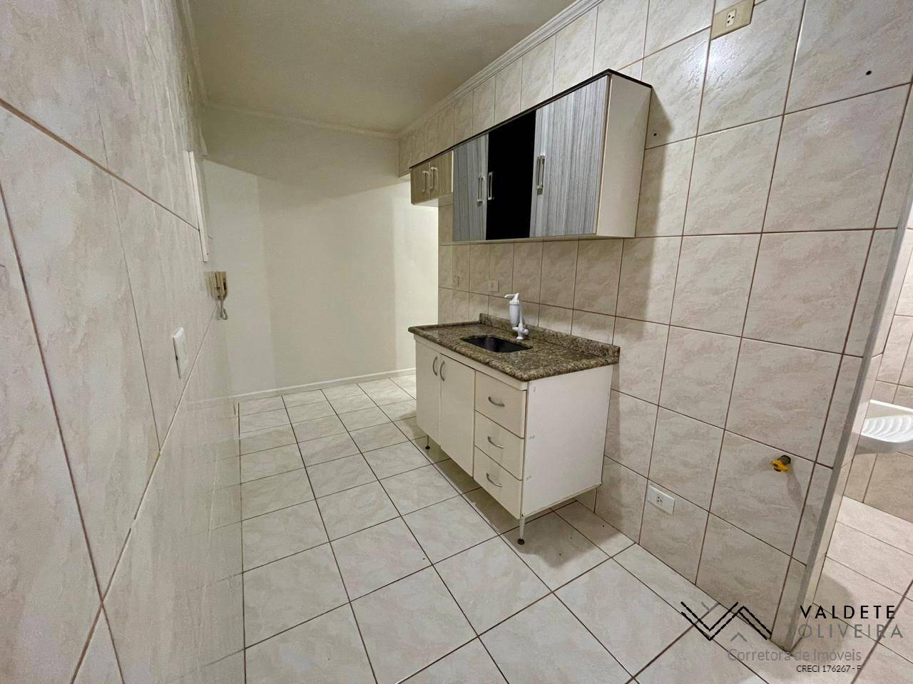 Apartamento à venda com 2 quartos, 55m² - Foto 4