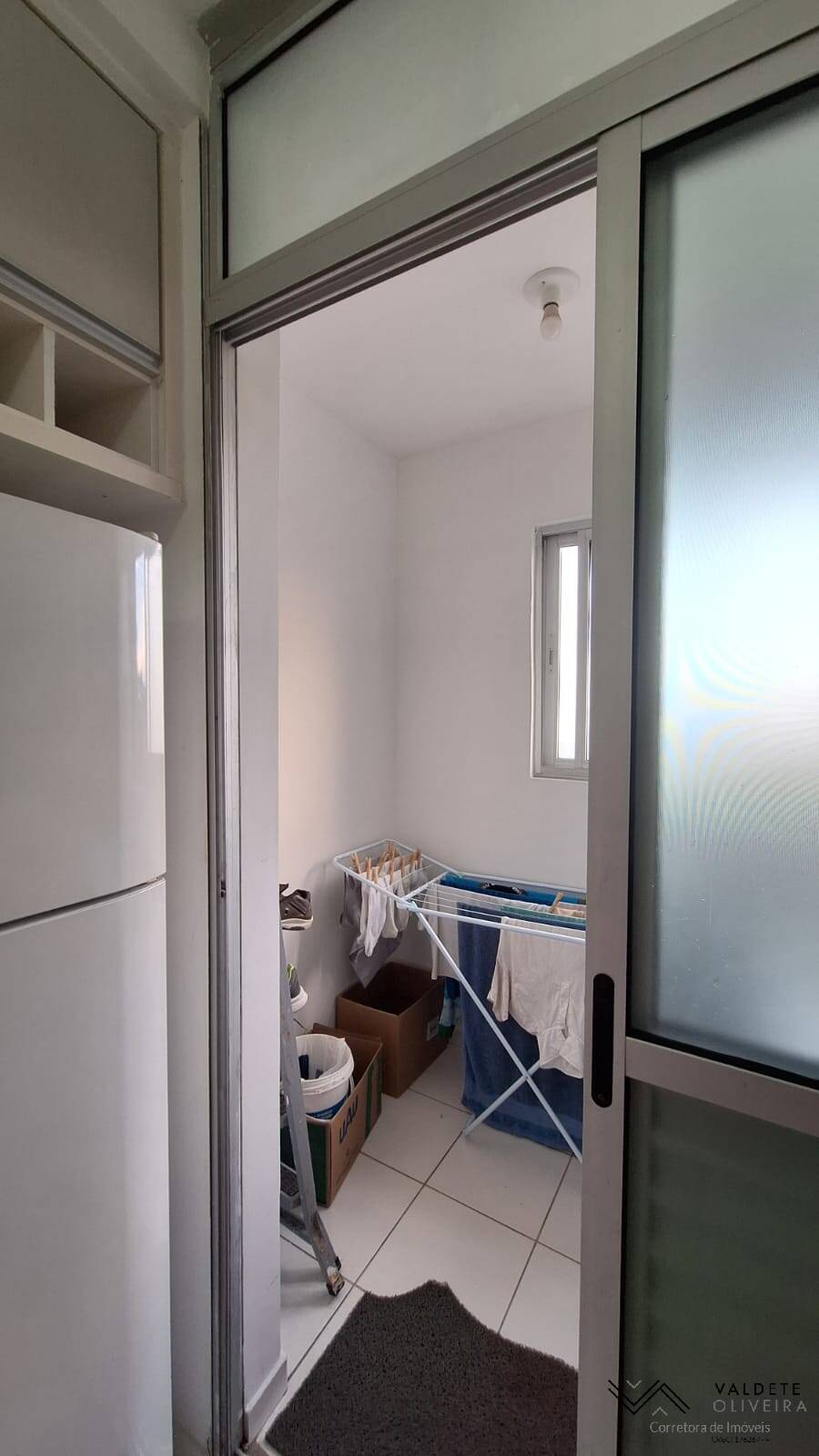 Apartamento à venda com 2 quartos, 52m² - Foto 2