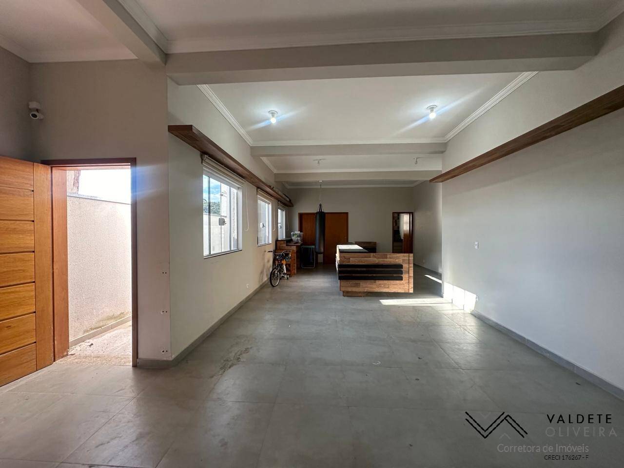 Casa à venda com 2 quartos, 169m² - Foto 10