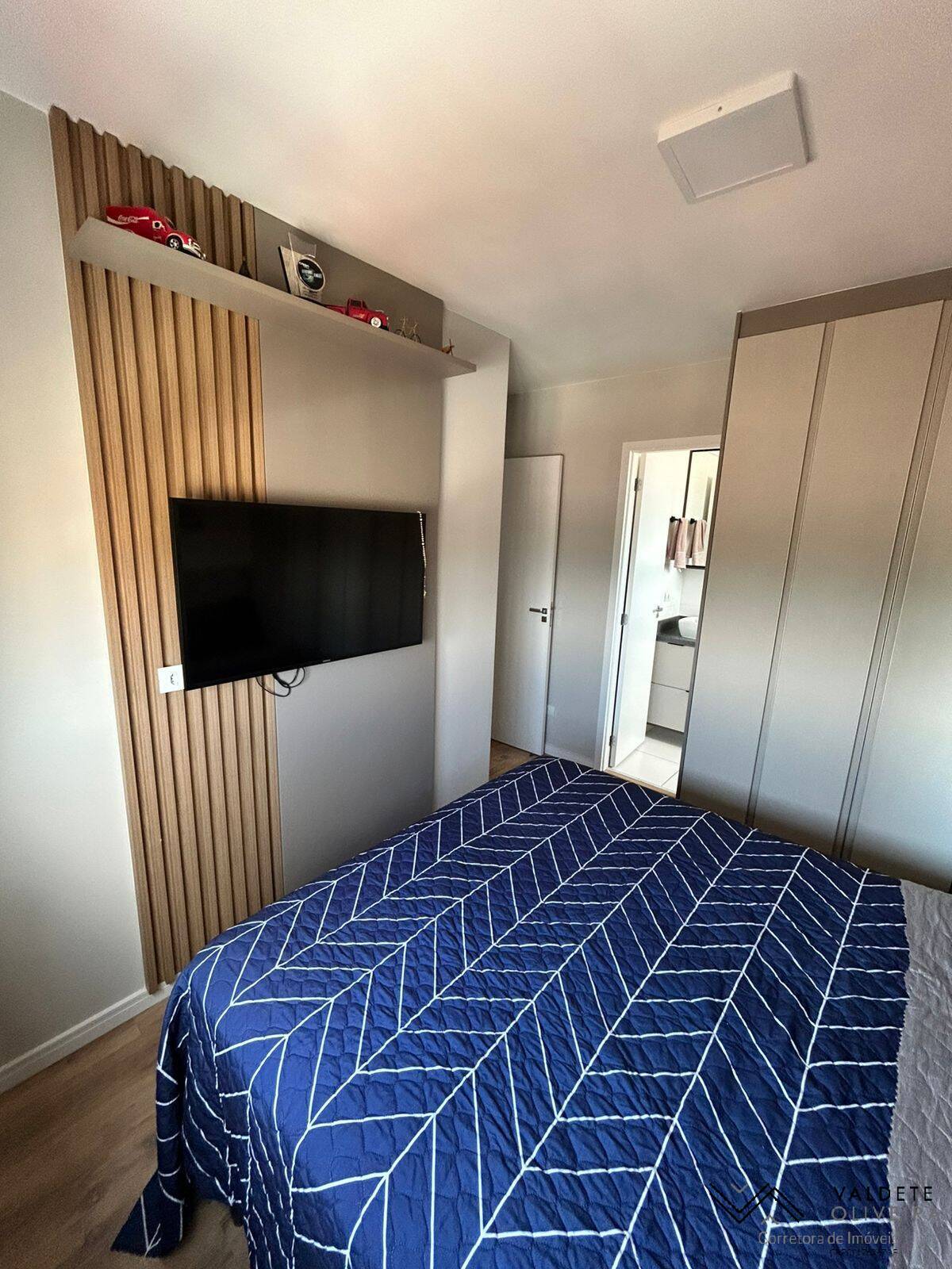 Apartamento à venda com 2 quartos, 55m² - Foto 2